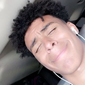 Meet your Posher, Aiden